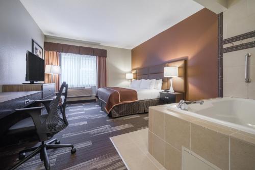 Holiday Inn Express Hotel & Suites St. Paul - Woodbury, an IHG Hotel