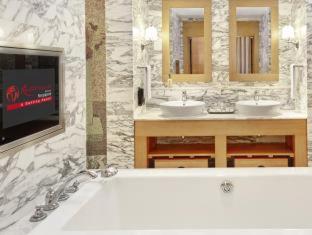 Resorts World Sentosa - Hotel Michael in Sentosa