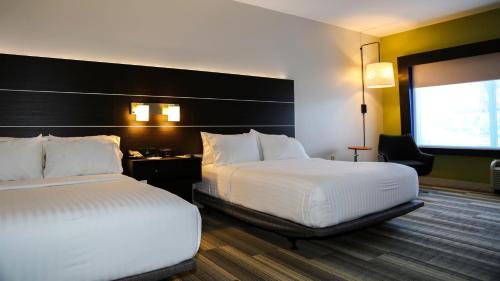 Holiday Inn Express & Suites Kingston-Ulster