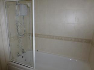 The Atherstone Red Lion Hotel - image 12