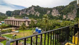Vacay Aonang Hotel