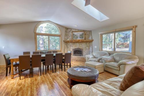 Sweet Cherry Hills Escape - image 8