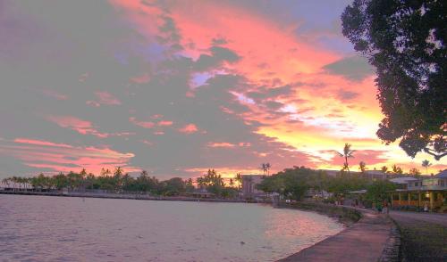 Holiday Inn Express & Suites Kailua-Kona by IHG