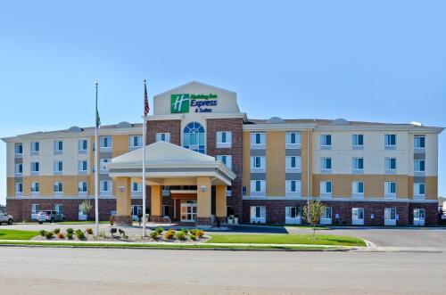 Holiday Inn Express Hotel And Suites Williston