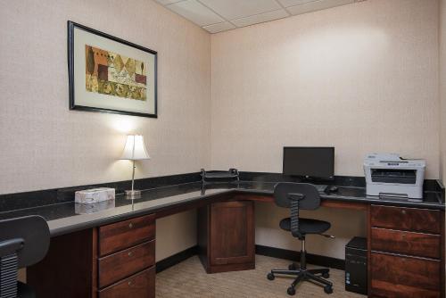 Holiday Inn Express and Suites Lafayette East by IHG in Lafayette, USA