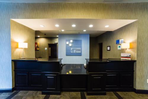 Holiday Inn Express Hotels & Suites Rockingham West