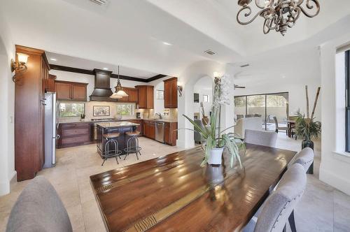 BELLA VISTA by Bliss Beach Rentals - image 8