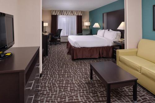 Holiday Inn Express Hotel & Suites Youngstown - North Lima/Boardman, an IHG Hotel