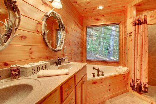 Crockett Mountain Lodge in Lucius, USA