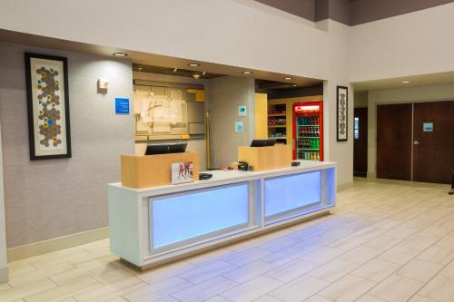 Holiday Inn Express Hotel & Suites Pasco-TriCities, an IHG Hotel