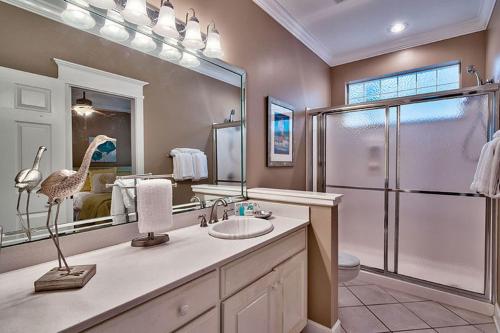 Emerald Enchantment by Five Star Properties - image 5