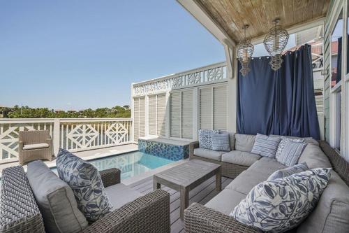 Don't Worry Beach Happy by Five Star Properties - image 8