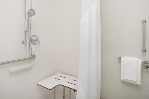 Holiday Inn Express & Suites Duluth North - Miller Hill, an IHG Hotel in Duluth, USA