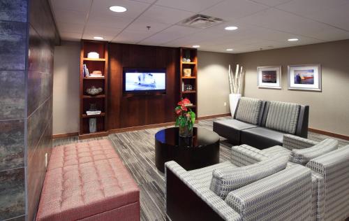 Holiday Inn & Suites Duluth-Downtown, an IHG Hotel