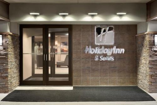 Holiday Inn & Suites Duluth-Downtown, an IHG Hotel photo 4