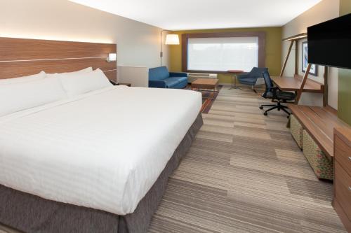 Holiday Inn Express & Suites Sterling Heights-Detroit Area By IHG in Sterling Heights