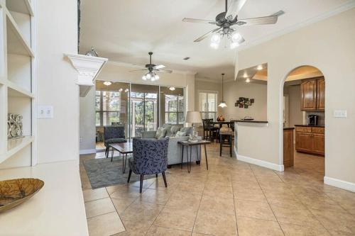 SUNCE OF DESTINY by Bliss Beach Rentals - image 2