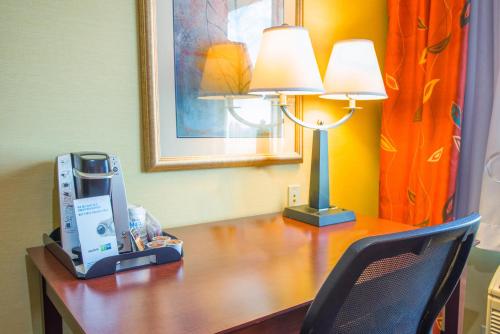 Holiday Inn Express Hotel & Suites Richland - image 8