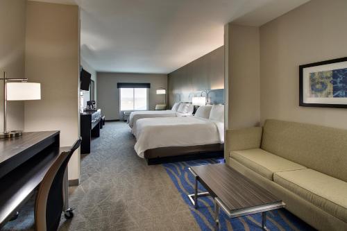 Holiday Inn Express & Suites Lancaster East - Strasburg, an IHG Hotel