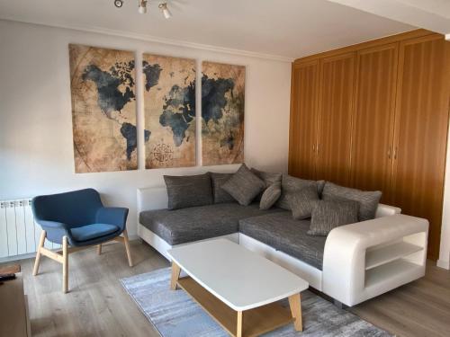  PRECIOSO APARTAMENTO A ESTRENAR EN EL CENTRO DE EZCARAY 6-8 PAX in Ezcaray