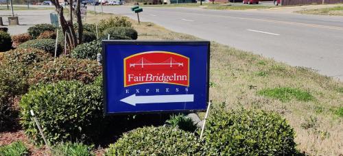 FairBridge Inn Express Stuttgart - image 13