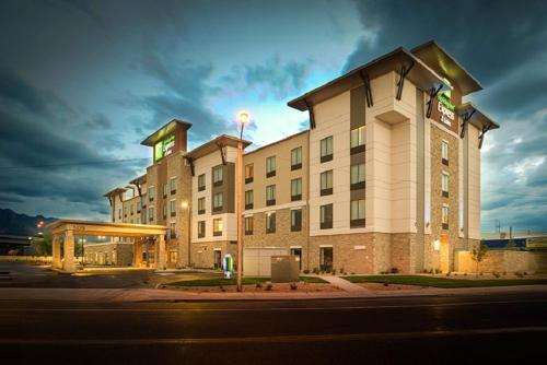 Holiday Inn Express & Suites Salt Lake City South-Murray an IHG Hotel - image 5