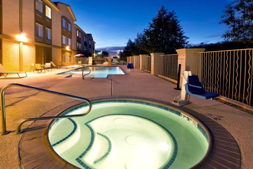 Holiday Inn Express Hotel & Suites Casa Grande, an IHG Hotel