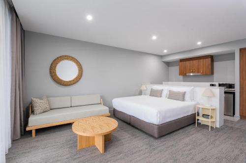 1 queen bed