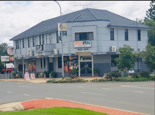 Gin Gin Hotel - Bundaberg Gin Gin Hotel - Bundaberg