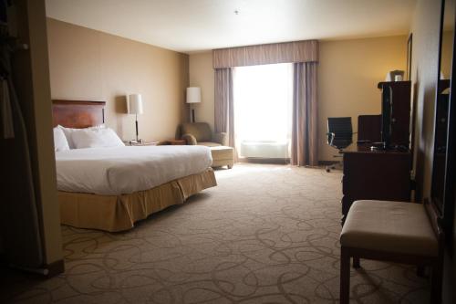 Holiday Inn Express Hotel & Suites Paragould, an IHG Hotel