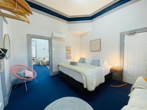 Treehouse Hideouts - Ground Level - Heygarth House Townhouse - Port of Echuca, Echuca (foto 6)