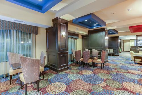 外部景觀, Holiday Inn Express Hotel & Suites Huntsville By IHG in 亨茨維爾