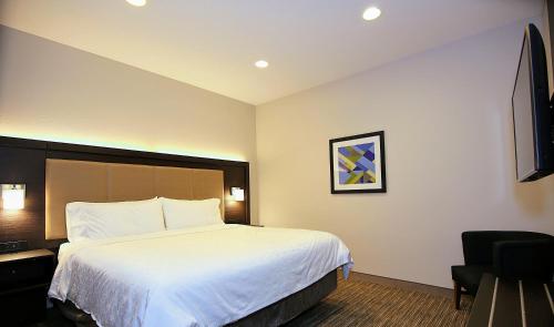 Holiday Inn Express Hotel & Suites Ashland, an IHG Hotel