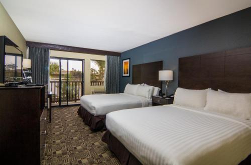 Holiday Inn Express Hotel & Suites Solana Beach-Del Mar