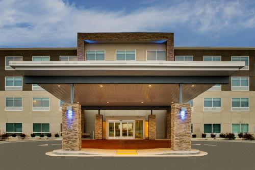 Holiday Inn Express & Suites Mt. Sterling North