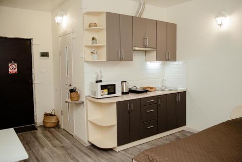 Tesis özellikleri, Apartments at Kontorska 10 in Kharkiv