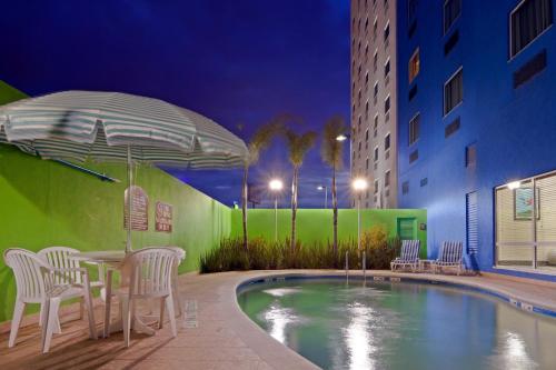 Holiday Inn Express & Suites Toluca Zona Aeropuerto, an IHG Hotel