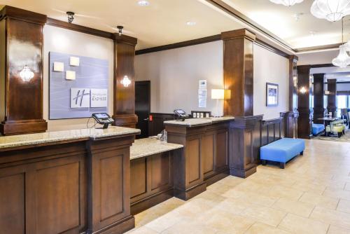 Holiday Inn Express Hotel & Suites Wichita Falls, an IHG Hotel