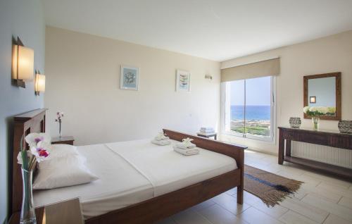 Villa with Sea View image 7