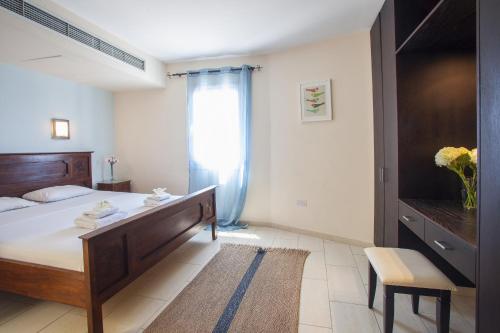 Villa with Sea View image 5