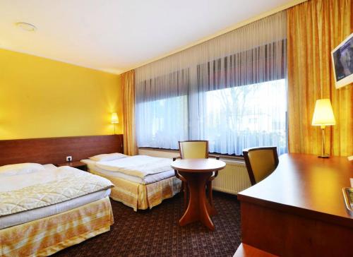 Hotel Astra Tajemniczy Ogród