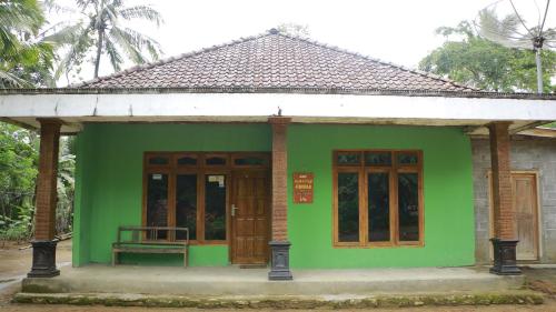 Homestay Jemiran