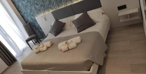 Thalya Luxury Rooms - image 14