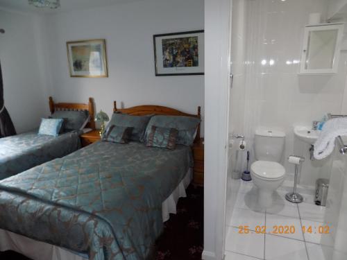 Oakdene Apartments - image 4