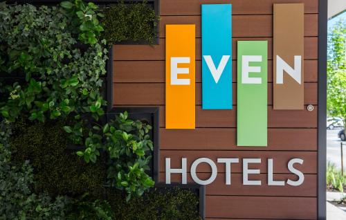 EVEN Hotel Seattle DTWN Lake Union, an IHG Hotel