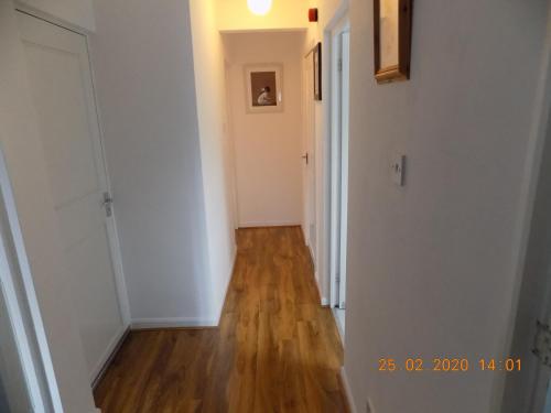 Oakdene Apartments - image 5