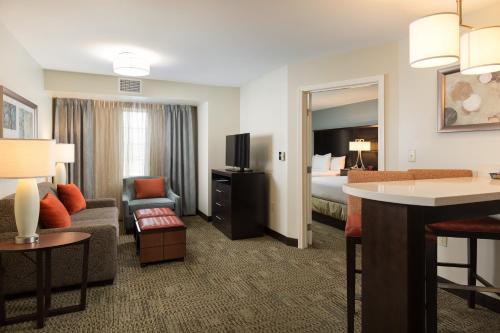 Staybridge Suites CORONA SOUTH