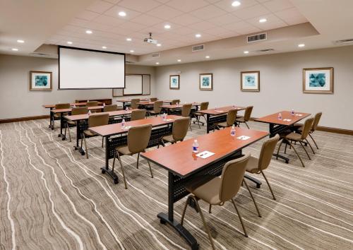 Staybridge Suites Oklahoma City - Downtown By IHG - main image