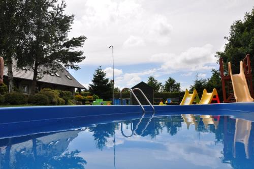 Peldbaseins, Apartamenty Beata w Sasinie in Sasino