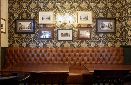 Bar/ Salón, Sun Inn in Nottingham